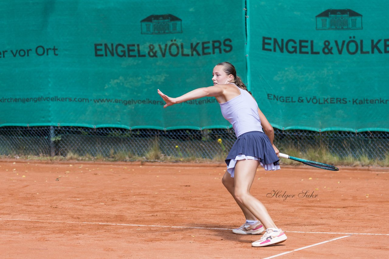 Bild 202 - RL TC an der Schirnau - SV Zehlendorfer Wespen : Ergebnis: 9:0